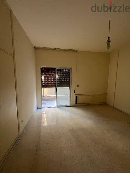 Spacious I 200 SQM Apartment in Salim Slam . 5