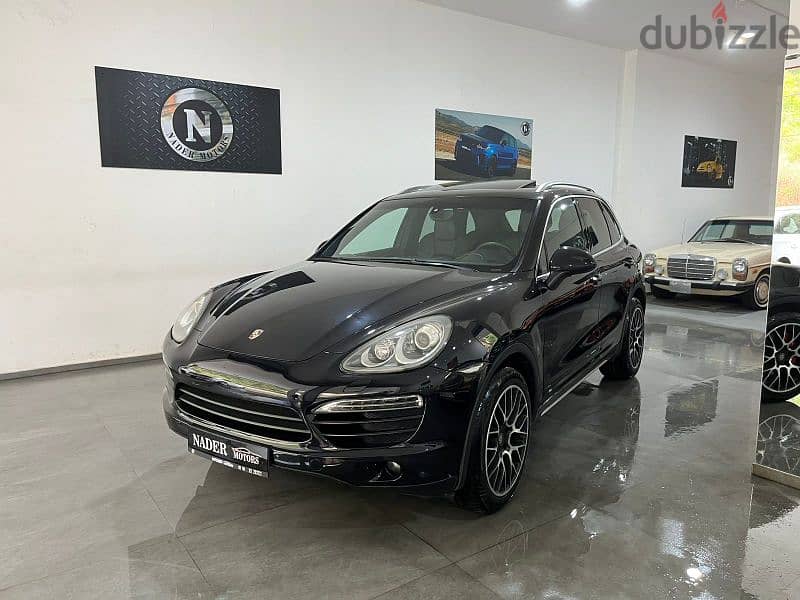 Porsche Cayenne V6 2011 Company Source 7