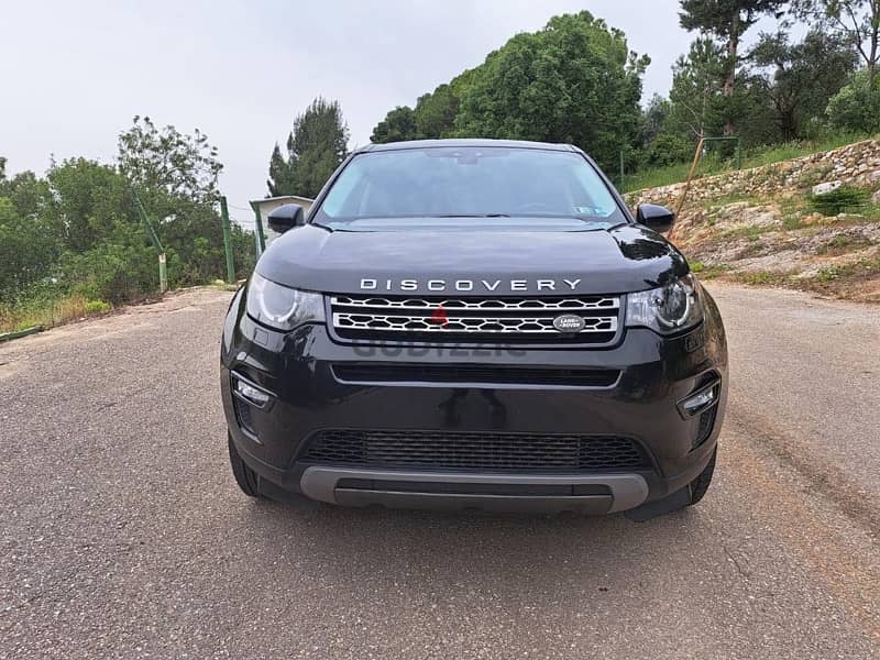 Land Rover Discovery 2016 1