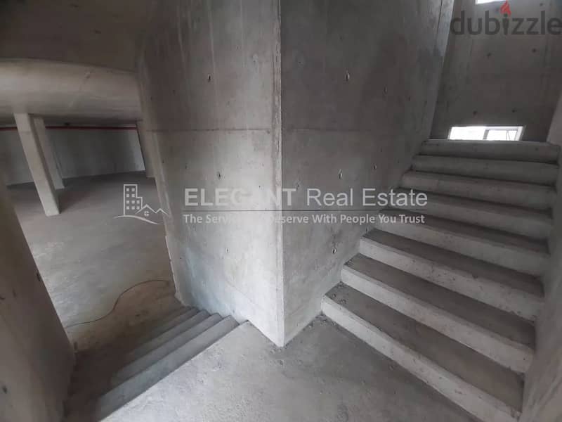 Industrial Warehouse For Rent | On Highway | Halat 3