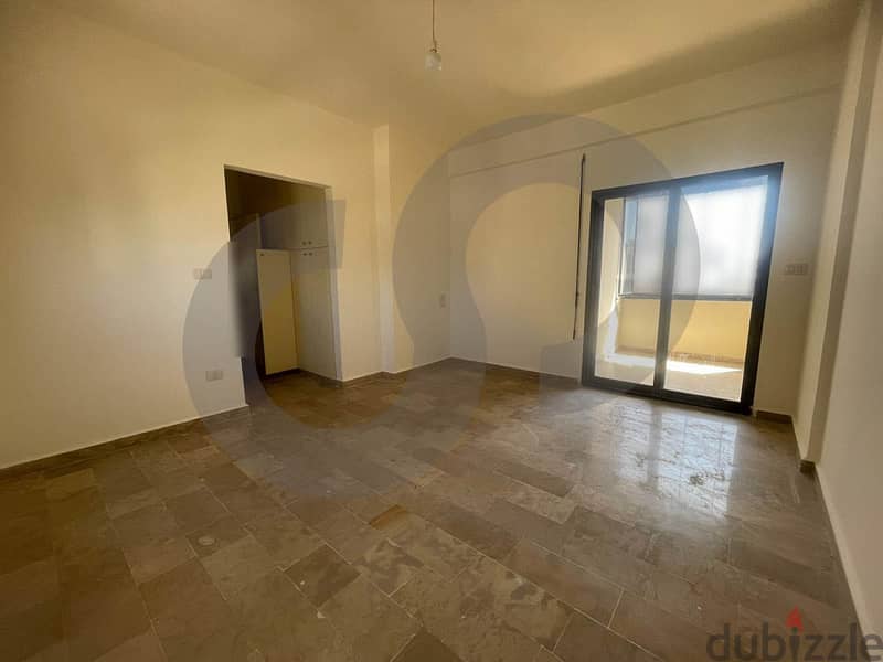 prime location , calm area, Beirut , hamra/ الحمرا  REF#OY111832 5