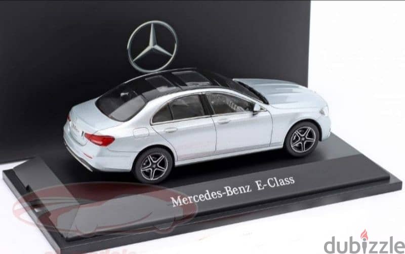 Mercedes E-Class (2020) diecast car model 1;43 4