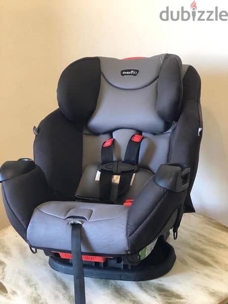 evenflo carseat all stages fits till 10 years excellent condition:120$ 2