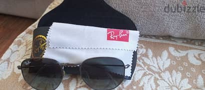 3 Ray ban sunglasses original made in Italy ;uv protection each 80usd