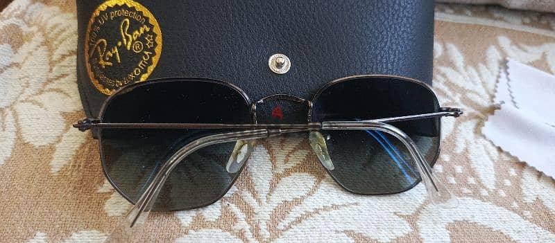 3 Ray ban sunglasses original made in Italy ;uv protection each 80usd 1