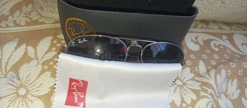 3 Ray ban sunglasses original made in Italy ;uv protection each 80usd 4