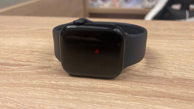 Super clean used apple watch series 8 45mm 
bttry:100% 0