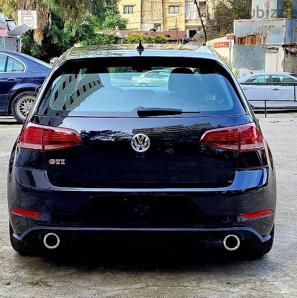 VOLKSWAGEN GOLF 7.5 GTI 2020 full 29000 miles اجنبية شبه جديدة 2