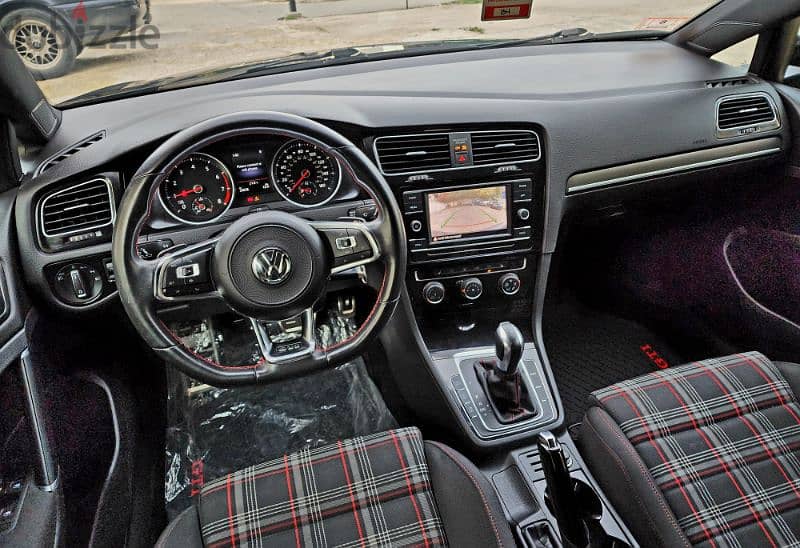 VOLKSWAGEN GOLF 7.5 GTI 2020 full 29000 miles اجنبية شبه جديدة 16