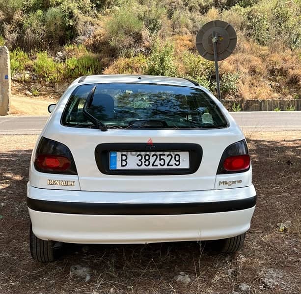 Renault Megane 1997 3