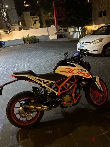 KTM DUKE 390   contact:76122293 3