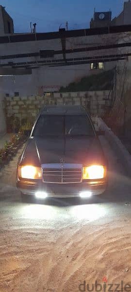 مرسيدس بنز 240/260/280 1991 3