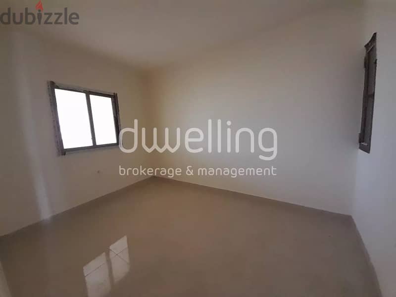 Contemporary 3-Bedroom Apartment in Achrafieh 7