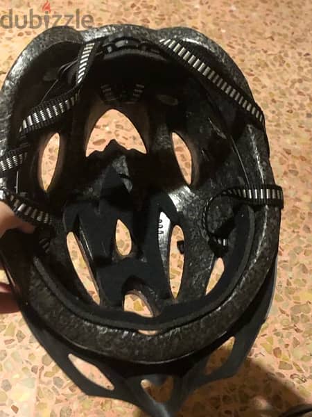 Bicycle helmet (new)+ free gift 1