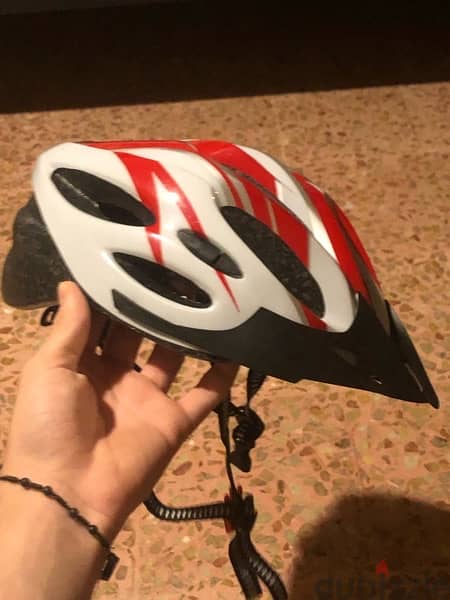 Bicycle helmet (new)+ free gift 3