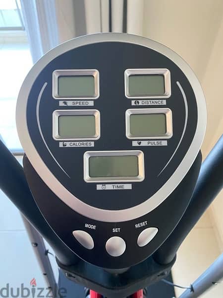 Home Elliptical with 1kg and 0.5kg Dumbbells 2