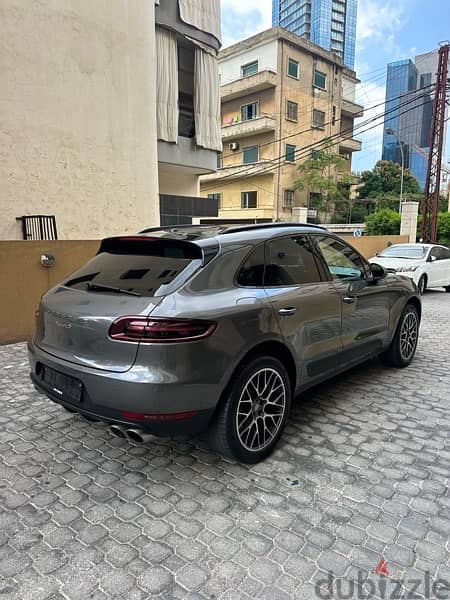 Porsche Macan S 2016 gray on black & red (clean carfax) 3