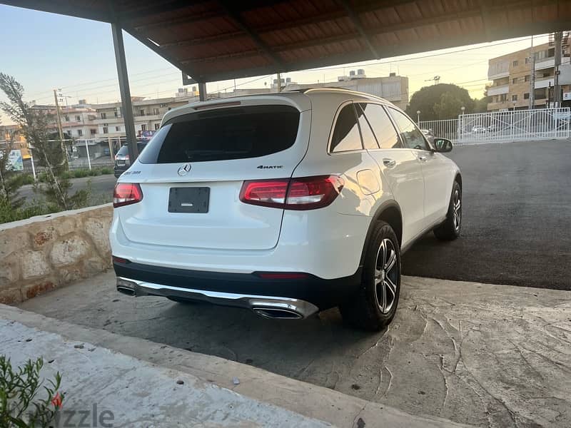 Mercedes-Benz GLC-Class 2017, 4matic, panoramic, super clean. 4