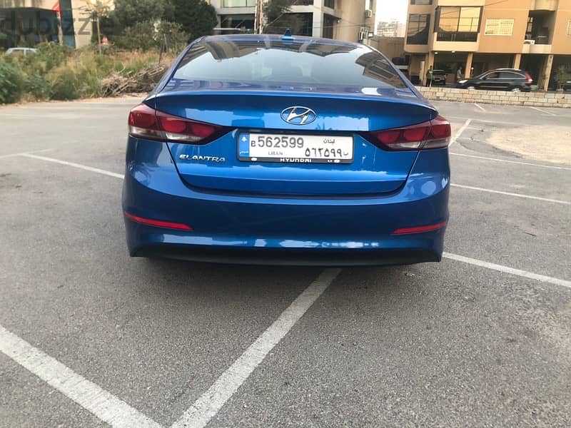 Hyundai Elantra 2017 2