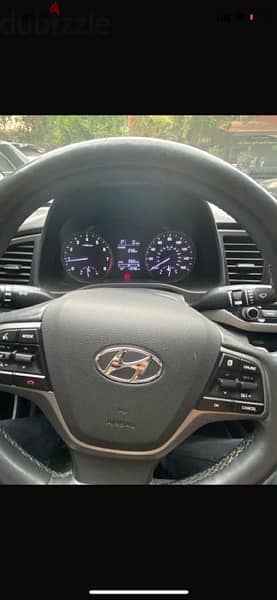 Hyundai Elantra 2017 12