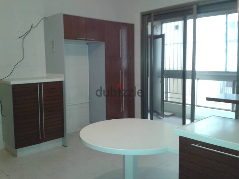 SPACIOUS APARTMENT IN BIR HASSAN PRIME (300SQ) 3 MASTER BEDS (JNR-317) 4