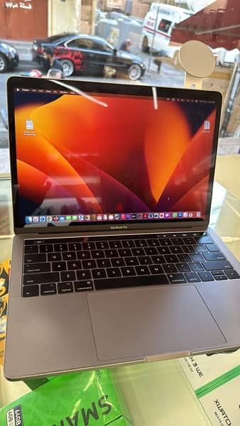 macBook pro 2017 core i7 1