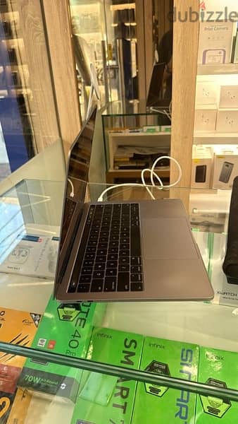 macBook pro 2017 core i7 3