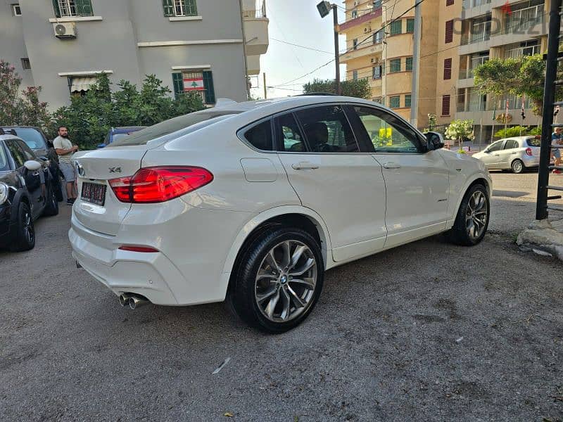 BMW X4 2016 X-drive M-package low mileage 4