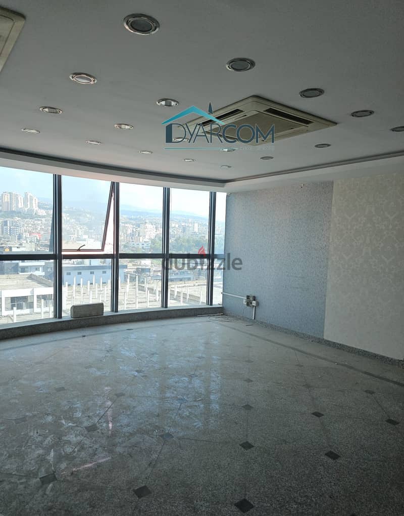 DY1951 - Sin el Fil Spacious Office in a prime location for Sale! 0