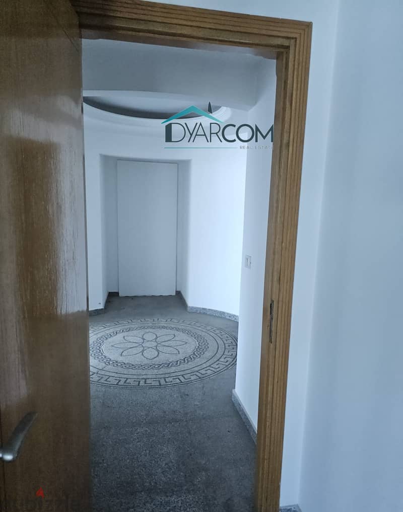 DY1951 - Sin el Fil Spacious Office in a prime location for Sale! 9