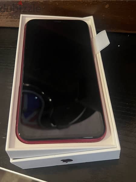 iPhone 11 red 256GB 5