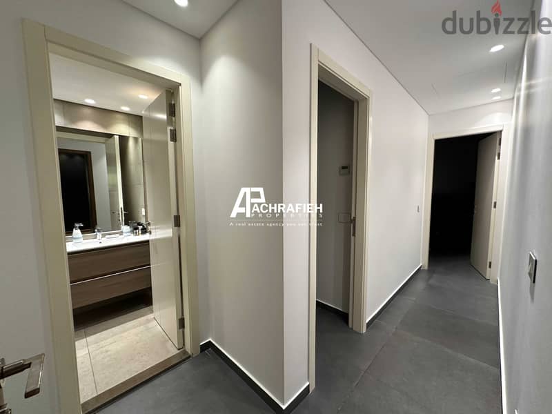 Apartment for Sale in Achrafieh - 210 Sqm 15