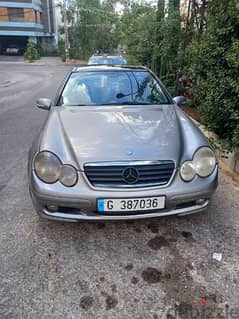 Mercedes-Benz 240/ 2003 0