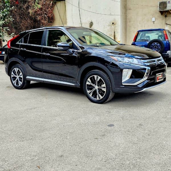 Mitsubishi Eclipse Cross 2018 SE Full 73000 MILES 4WD اجنبي شبه جديد 4