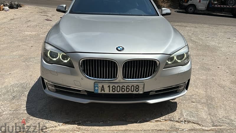 BMW 7-Series 2015 4