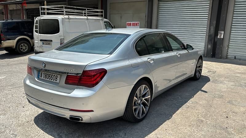 BMW 7-Series 2015 6