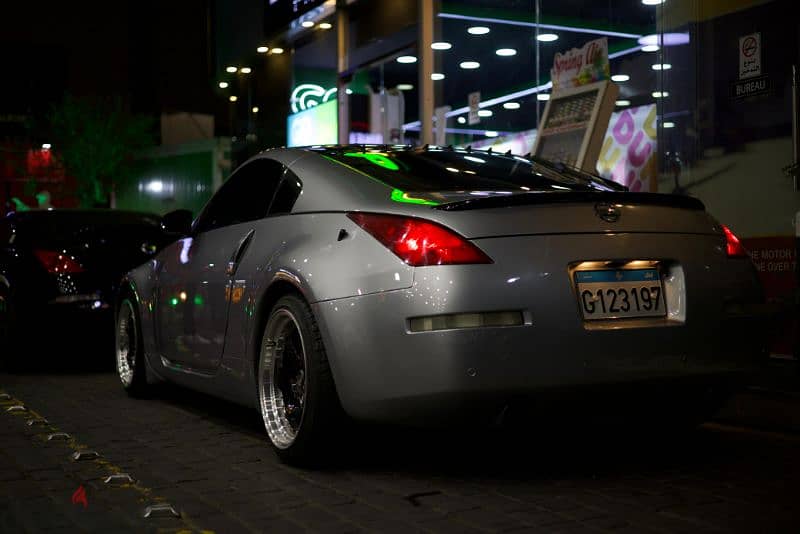 Nissan 350Z 2004 4