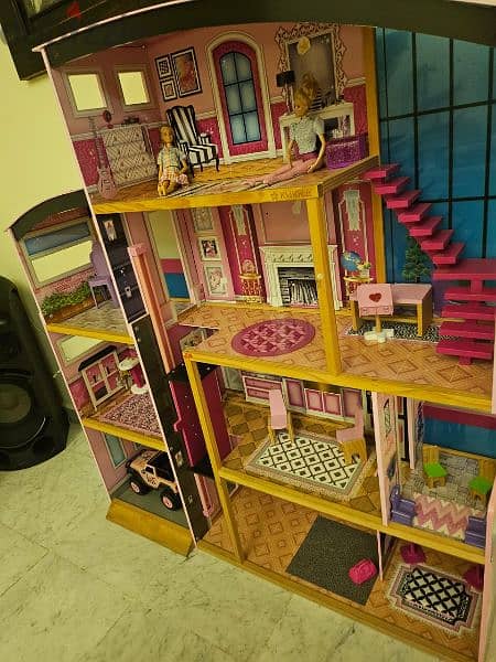 Barbie's house 2