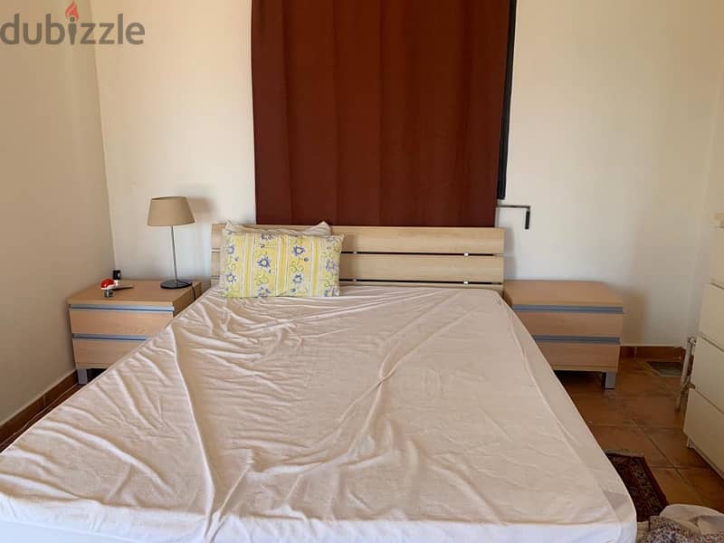 A fully furnished apartment with terrace for rent in Achrafieh 11