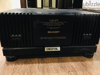 Sharp Amplifier Vintage Excellent condition