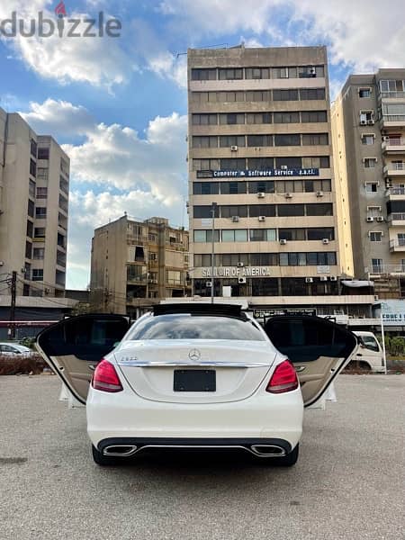 Mercedes-Benz C300 Luxury 2016 مكفولة 12