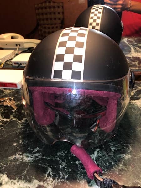 Classic half face helmet with visor 1