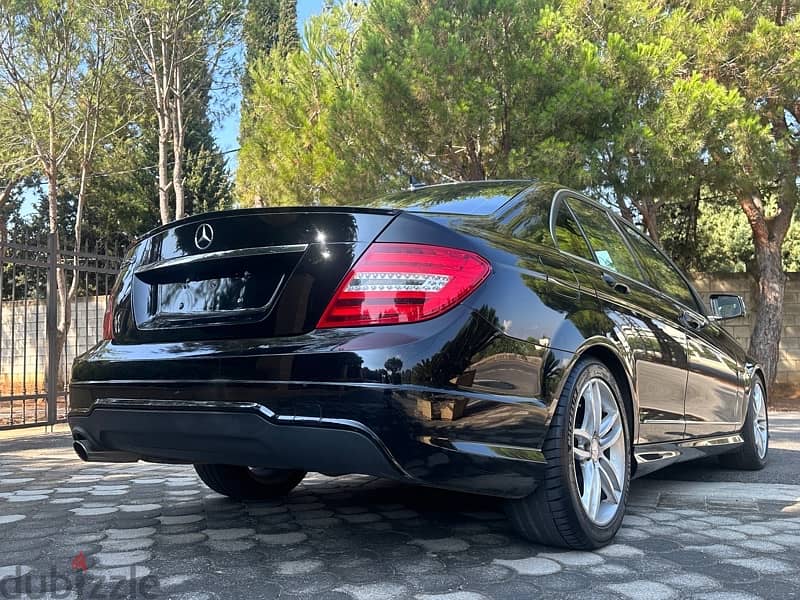 Mercedes-Benz C-Class 2012 5