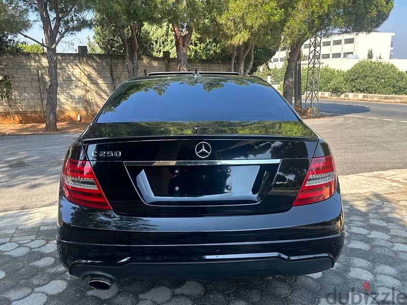 Mercedes-Benz C-Class 2012 7