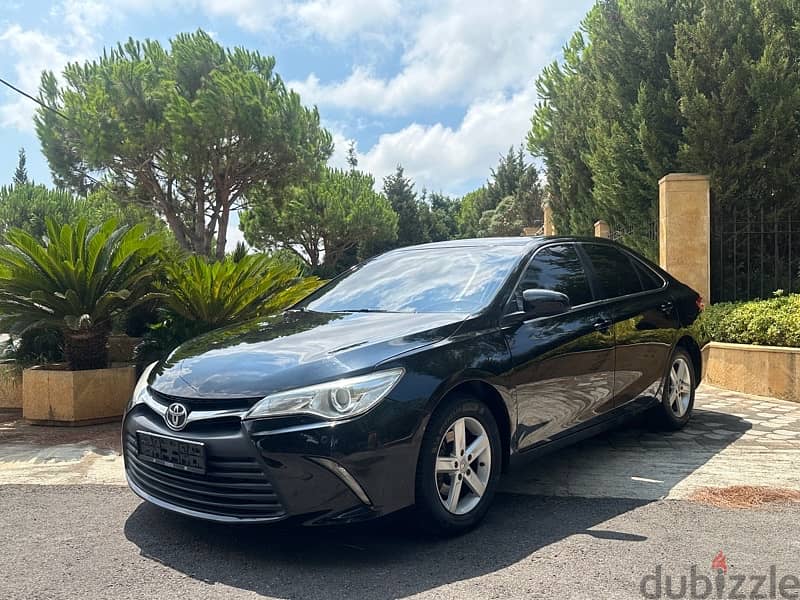 Toyota Camry 2017 3