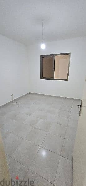 tabarja kfaryasin 170m 3 bed 3 wc for 500$ delux 7