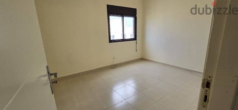 zouk Mosbeh 190m 3 bed super large open view calm just 500$ 3