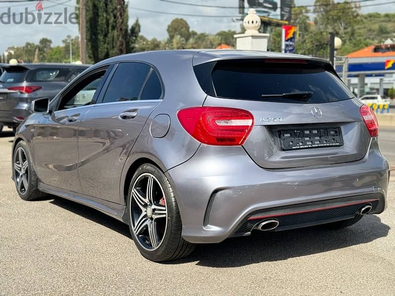 Mercedes-Benz A-Class 2015 AMG KIT REDLINE 4