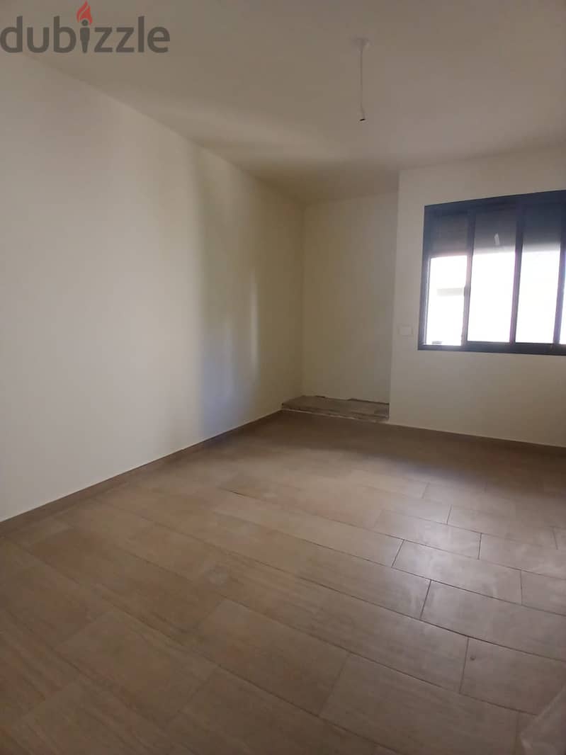 Apartment for sale in Monteverde شقة للبيع في موتيفردي 1