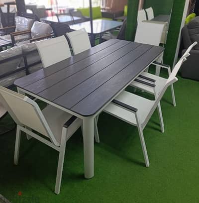 طاولة الومينيوم  Aluminium table